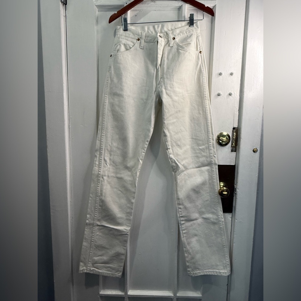 Wrangler Women's Straight Leg Jeans in Cream